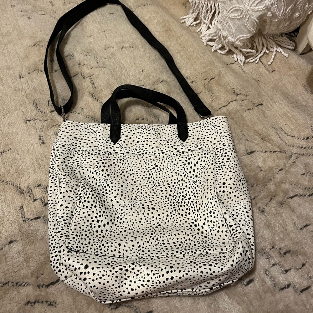 Thirty-One Black and White Shoulder Bag with Spotted Design